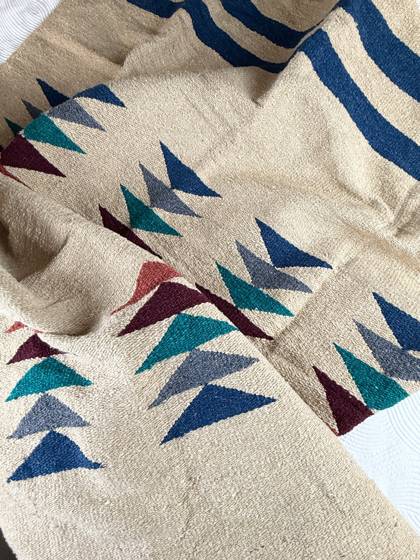 Pyramid Sand Prism Blanket